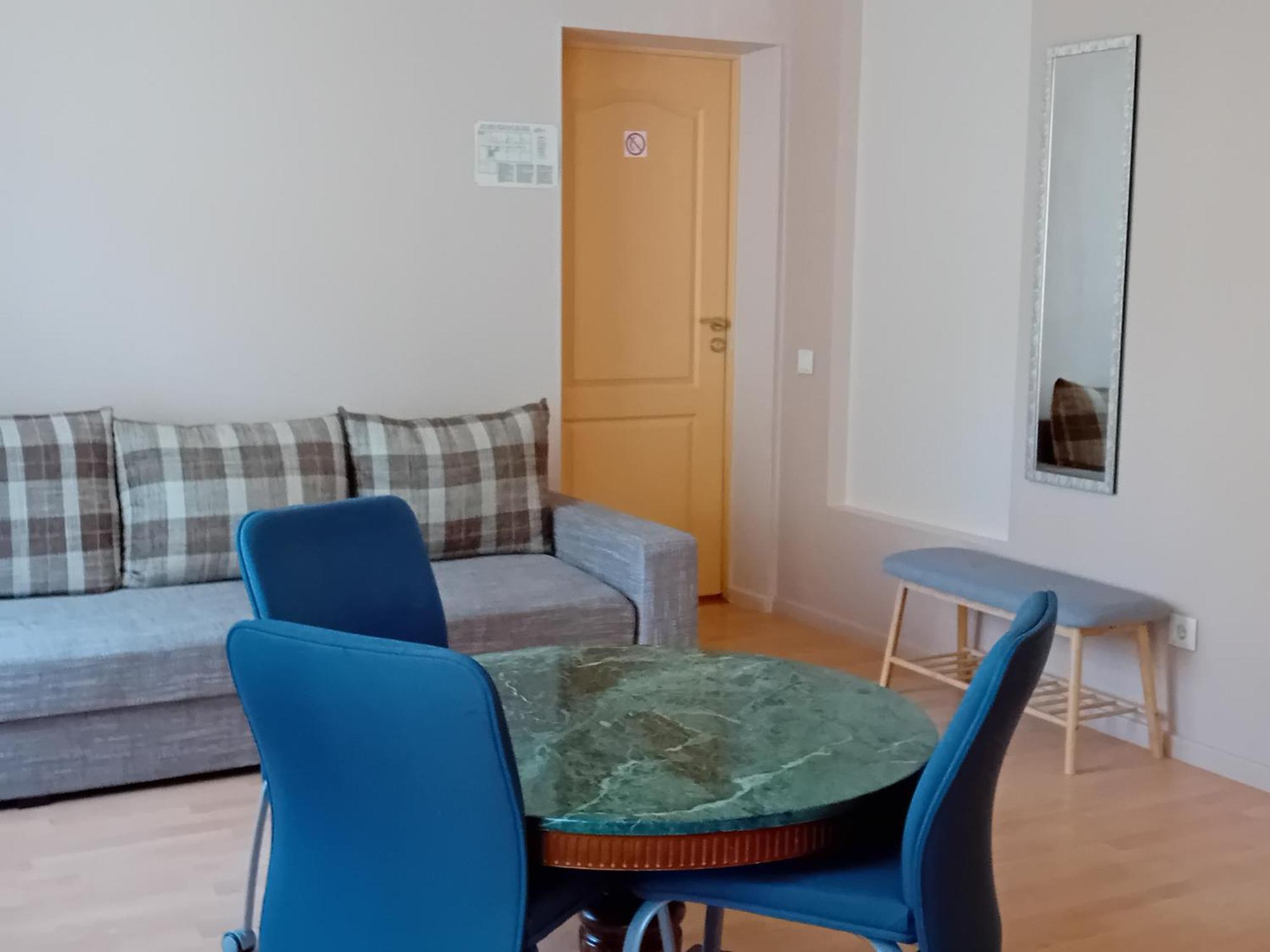 Juras Brize Hotell Ventspils Exteriör bild