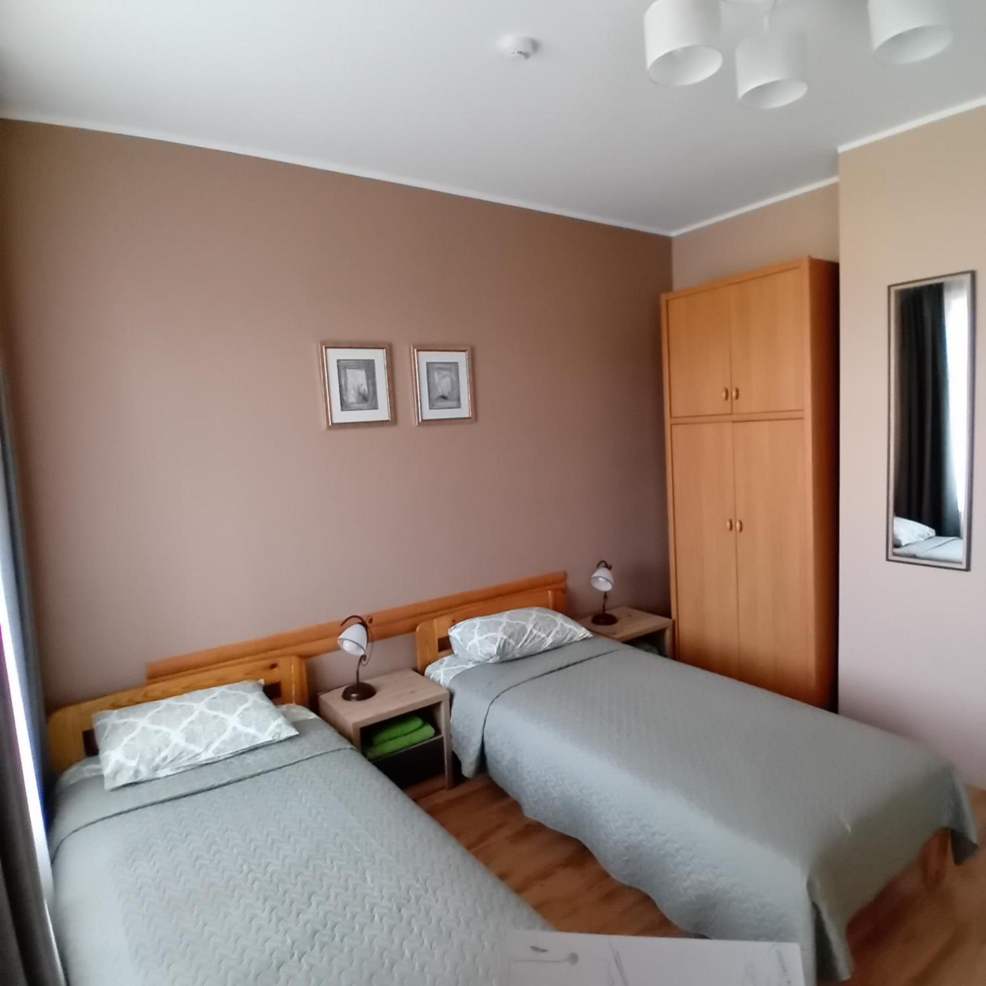 Juras Brize Hotell Ventspils Exteriör bild