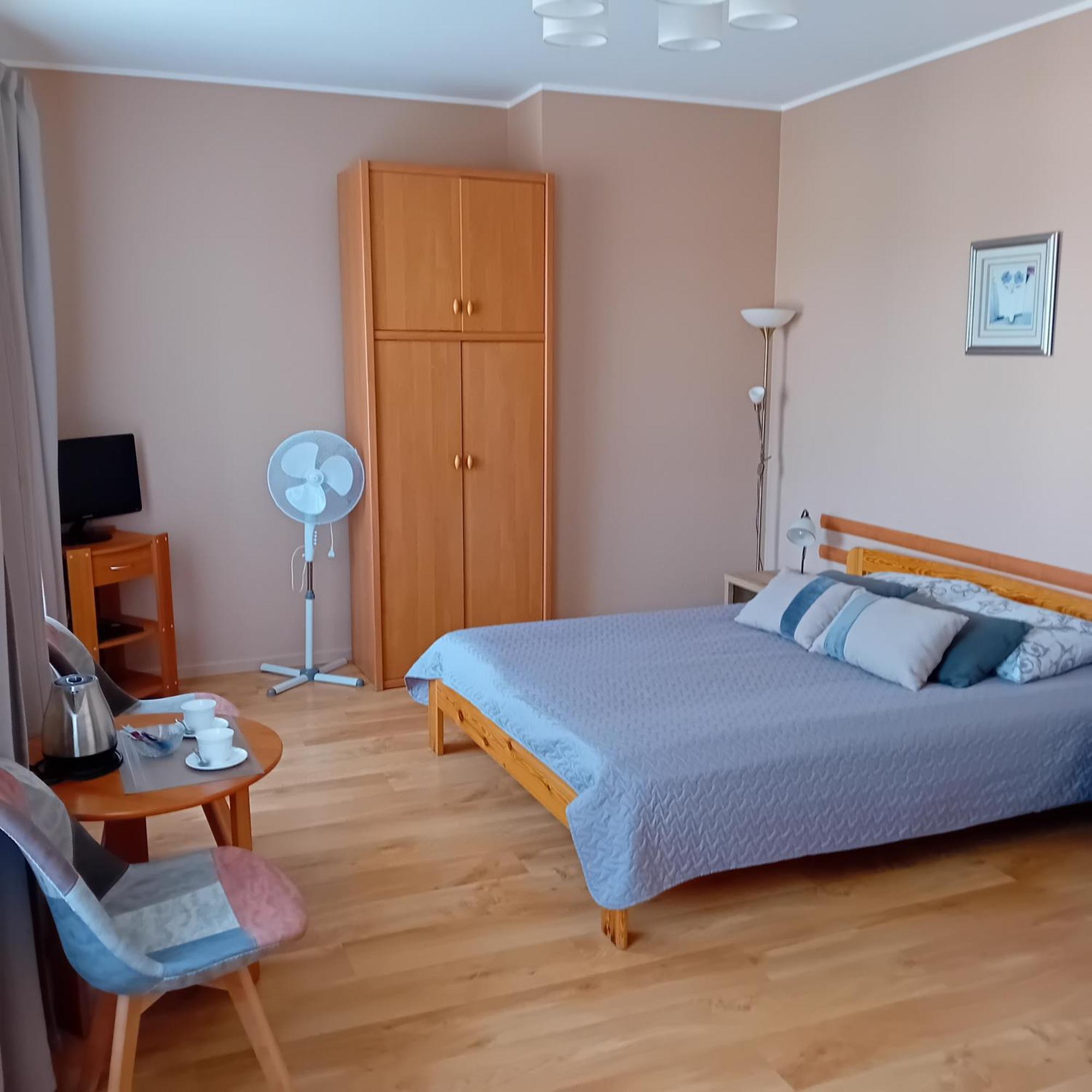 Juras Brize Hotell Ventspils Exteriör bild