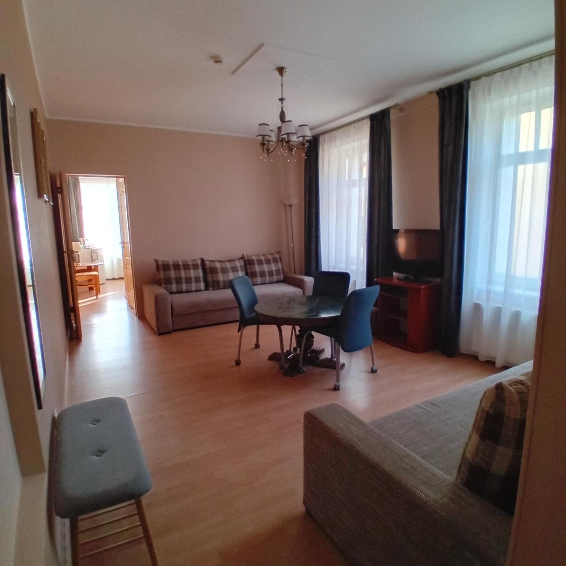 Juras Brize Hotell Ventspils Exteriör bild