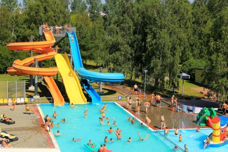 Juras Brize Hotell Ventspils Exteriör bild