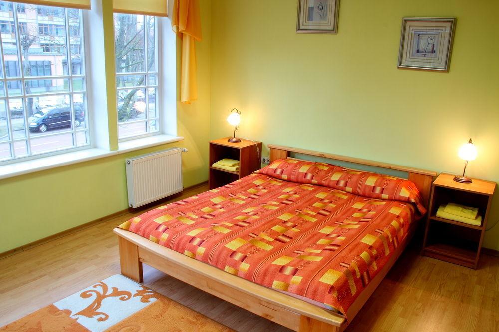 Juras Brize Hotell Ventspils Exteriör bild